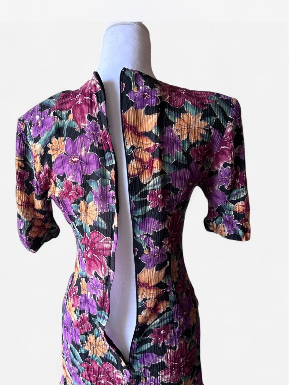 VINTAGE 80s/90s Ansley Floral Plissé Ruffle Dress - Picture 5 of 7